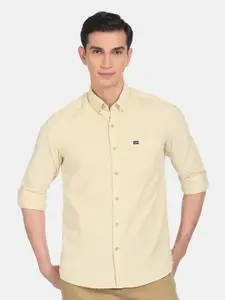 Arrow Sport Men Cotton Cream-Coloured Slim Fit Casual Shirt