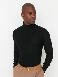 Trendyol Men Black Solid Turtle Neck Pullover