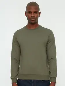 Trendyol Men Olive Green Solid Cotton Sweatshirt