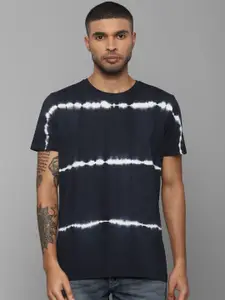 Allen Solly Sport Men Navy Blue Printed Slim Fit T-shirt