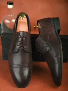ALBERTO MORENO Men Brown Solid Formal Brogue Shoes