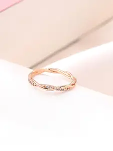 Yellow Chimes Rose Gold Plated Cubic Zirconia Twisted Rope Ring