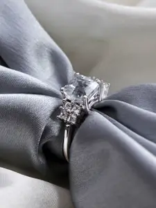 HIFLYER JEWELS Rhodium-Plated White Kundan-Studded Finger Ring