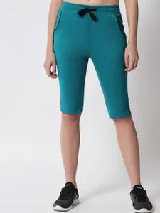 Q-rious Women Green Three Fourth Capris
