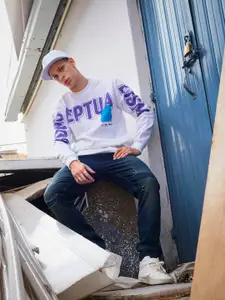 The Indian Garage Co Men White Printed Sweatshirt