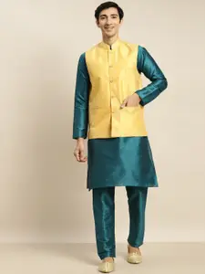 SOJANYA Men Green Kurta with Churidar & Nehru Jacket