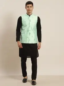 SOJANYA Men Black Pure Cotton Kurta with Pyjamas & Nehru Jacket