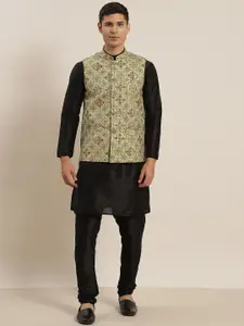 SOJANYA Men Black Kurta with Churidar & Nehru Jacket