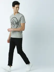 Huetrap Men Grey Melange Printed V-Neck T-shirt