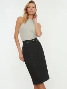 Trendyol Women Black Solid Cotton Knee Length Skirt