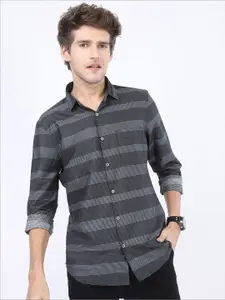 HIGHLANDER Men Black Slim Fit Horizontal Striped Casual Shirt