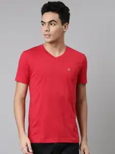 DIXCY SCOTT Men Red Brand Logo V-Neck T-shirt