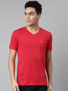 DIXCY SCOTT Men Red V-Neck T-shirt
