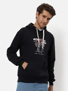 Campus Sutra Men Black Printed Hooded Cotton Sweatshirt