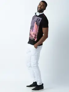 Huetrap Men Black Printed Round Neck T-shirt