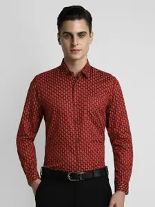 Peter England Men Pure Cotton Slim Fit Opaque Printed Casual Shirt