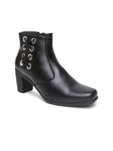 VALIOSAA Women Black Solid Heeled Regular Boots