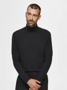 SELECTED Men Black Solid Pullover