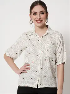 Trend Arrest Women White Comfort Printed Casual Shirt