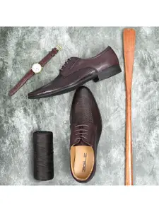 Egle Men Burgundy Textured Leather Formal Derbys