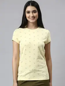 Enamor Women Yellow Printed Cotton Slim-Fit Lounge Tshirt