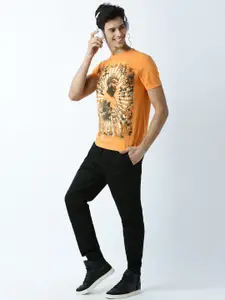 Huetrap Men Orange Printed Round Neck T-shirt