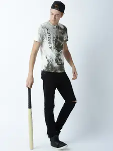 Huetrap Men White & Grey Printed Round Neck T-shirt