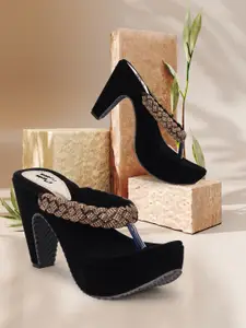 TWIN TOES Women Black & Gold-Toned Embellished Suede Block Sandals