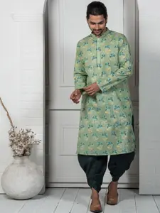KISAH Men Green Floral Printed Thread Work Kurta
