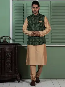 KISAH Men Green & Gold Kurta with Churidar Comes With a Nehru Jacket