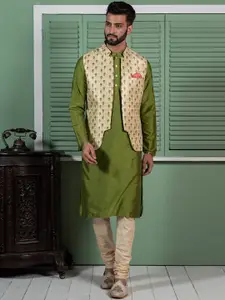 KISAH Men Lime Green Printed Sequinned Kurta with Churidar