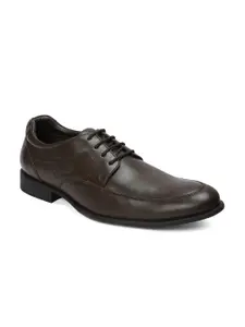 Red Chief Men Tan Brown Solid Formal Oxford Shoes
