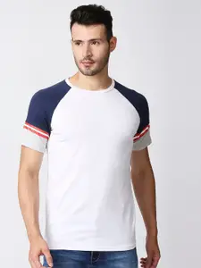 Pepe Jeans Men White & Navy Blue Colourblocked Slim Fit T-shirt