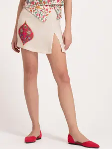 SHAYE Women Cream Floral Printed Polyester Mini Skort Skirts