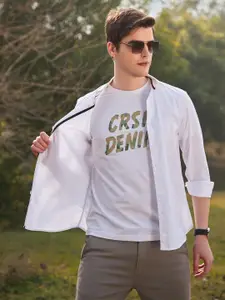 Crimsoune Club Men White Typography Printed Slim Fit T-shirt