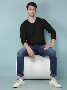 Crimsoune Club Men Black V-Neck Slim Fit T-shirt