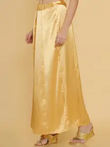 Soch Women Golden Solid Saree Shapewear