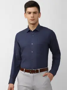 Van Heusen Men Navy Blue Geometric Print Pure Cotton Formal Shirt