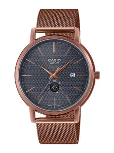 CASIO Men Black Textured Dial & Rose Gold Toned Steel Straps Analogue Watch A2057