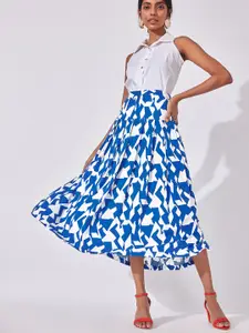 The Label Life Women White & Blue A-Line Mosaic Print Pleated Skirt