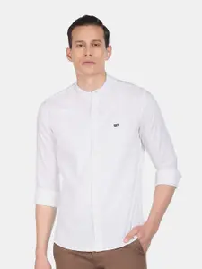 Arrow Sport Men White Solid Slim Fit Pure Cotton Casual Shirt
