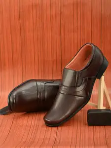 Sir Corbett Men Brown Textured Formal Slip-On Shoes