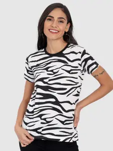 CHOZI Women White & Black Striped Bio Finish T-shirt