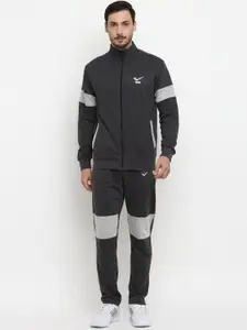Yuuki Men Grey Solid Tracksuits