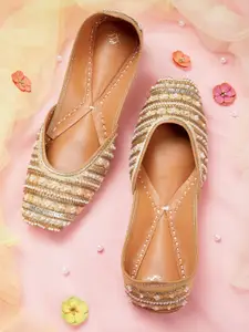 House of Pataudi Women Artificial Stones Embellished Ethnic Mojaris