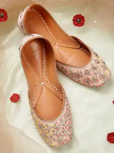 House of Pataudi Women Embellished Handcrafted Ethnic Mojaris