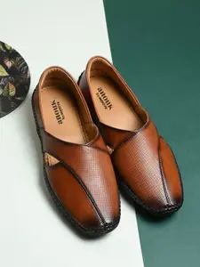 Anouk Men Tan Textured Driving Shoes