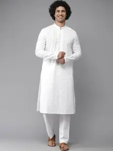 See Designs Men White Geometric Embroidered Chikankari Pure Cotton Kurta