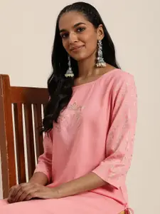 Taavi Rangotsav Floral Printed Straight Kurta