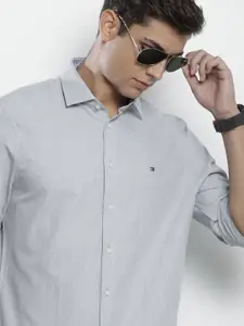 Tommy Hilfiger Men Grey Melange Solid Slim Fit Pure Cotton Casual Shirt